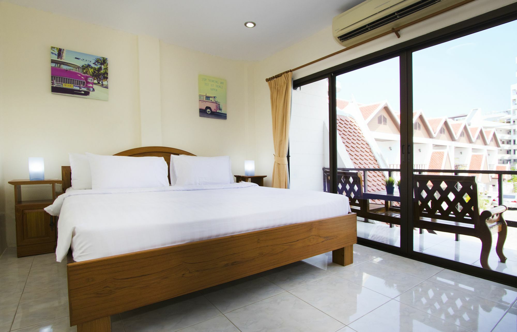 Ashford Villas Cosy Beach Pattaya Esterno foto