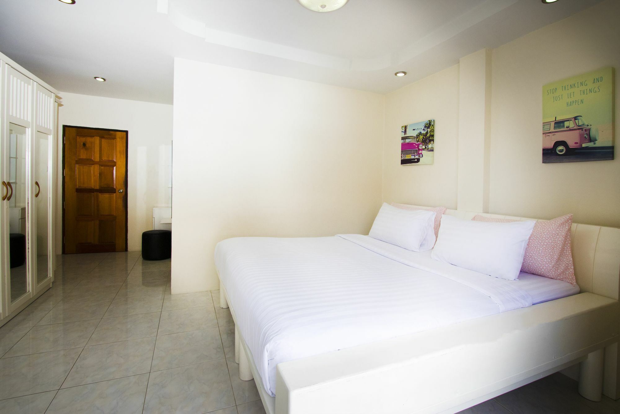 Ashford Villas Cosy Beach Pattaya Esterno foto