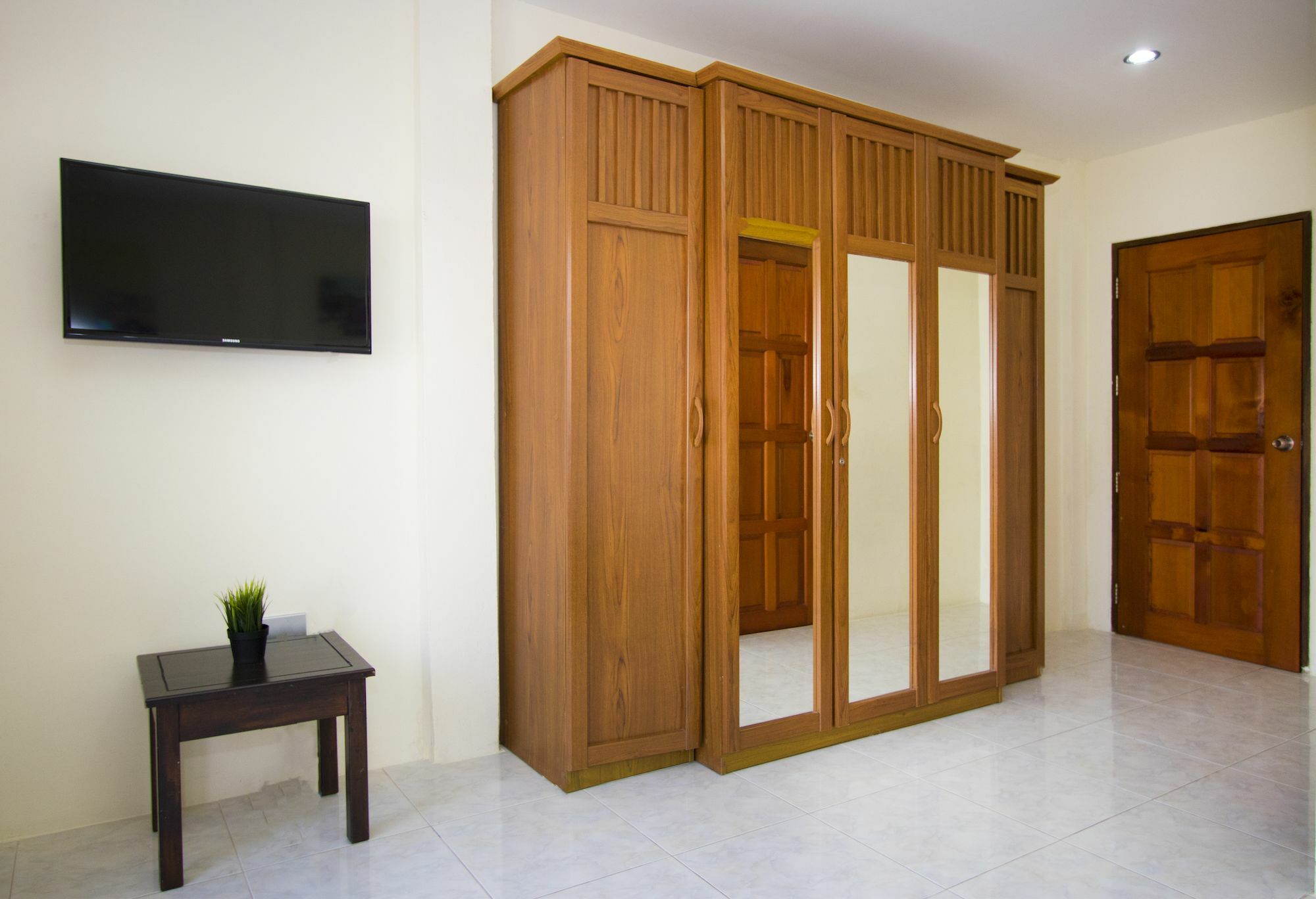 Ashford Villas Cosy Beach Pattaya Esterno foto