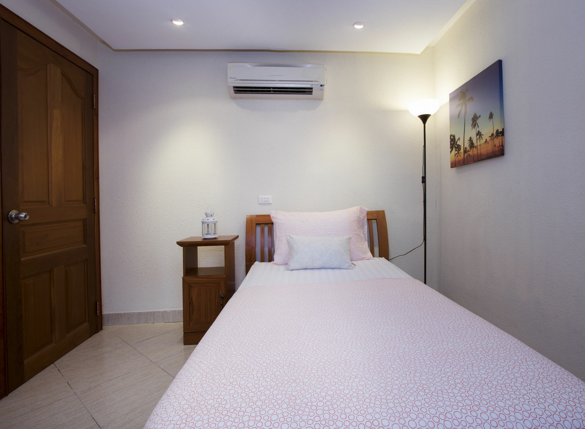 Ashford Villas Cosy Beach Pattaya Esterno foto