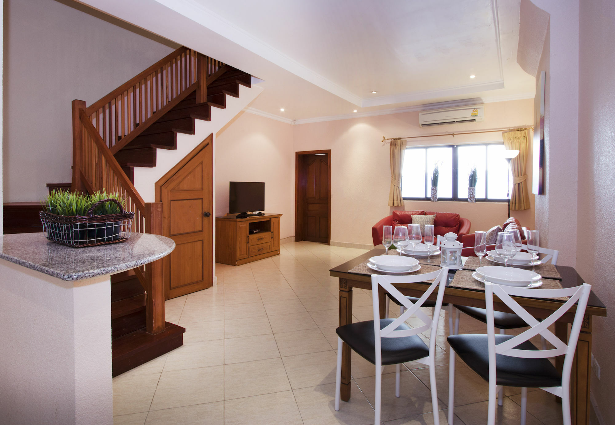 Ashford Villas Cosy Beach Pattaya Esterno foto